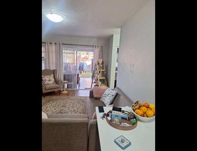 1 BEDROOM PROPERTY TO RENT IN LINDEN
